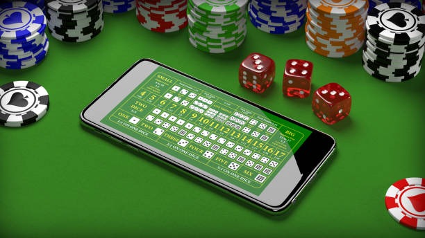 live casino table with professional dealers and HD cameras